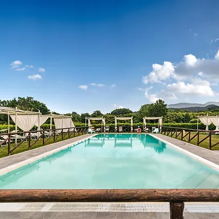 Tenuta San Giovanni Aparthotel