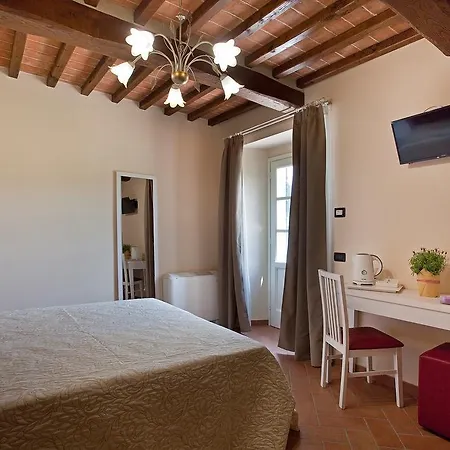 Tenuta San Giovanni Aparthotel 2*