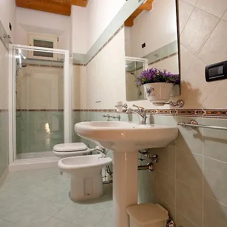 Tenuta San Giovanni Lägenhetshotell Lucca